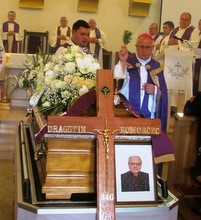 Biskup Gorski predvodio sprovodne obrede i misu zadušnicu za preminulog mons. Dragutina Komorčeca